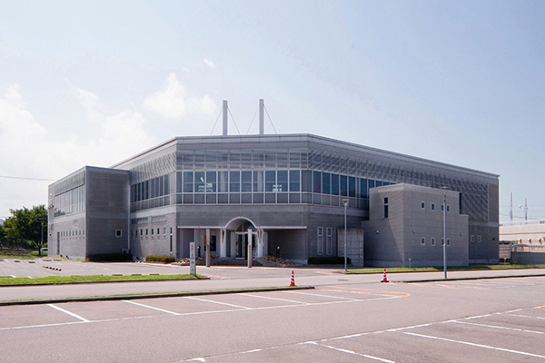 エイムムーンフォートの外観