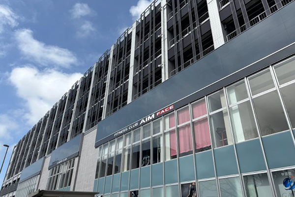 エイムフェイスの外観